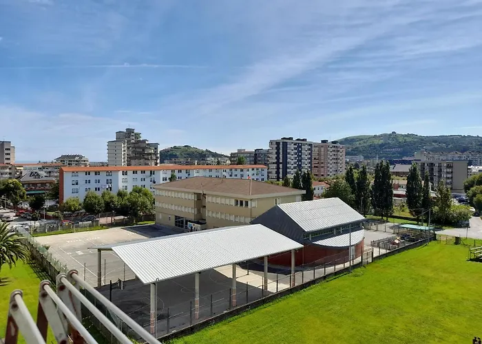 Amplio Piso Muy Luminoso Y Con Vistas Apartamento Laredo