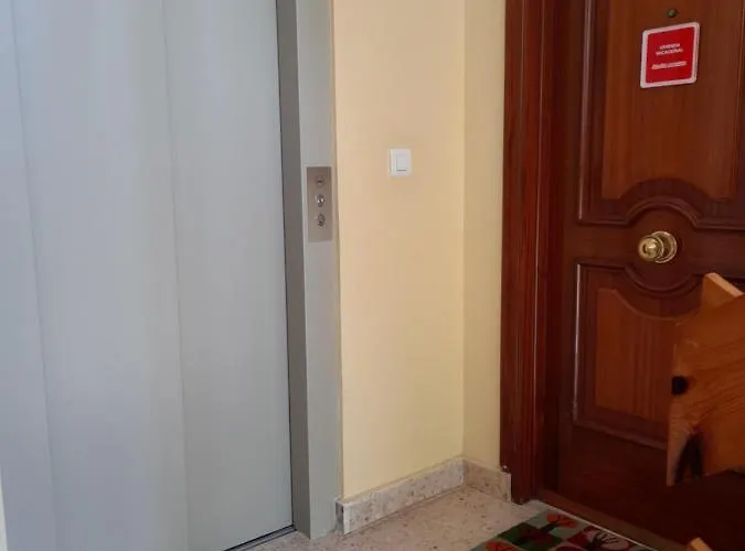 Amplio Piso Muy Luminoso Y Con Vistas *