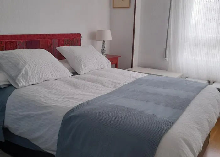 Amplio Piso Muy Luminoso Y Con Vistas * Laredo