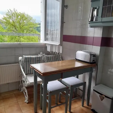 Amplio Piso Muy Luminoso Y Con Vistas לרדו