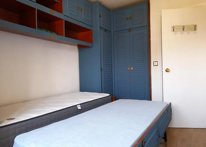 Apartamento Amplio Piso Muy Luminoso Y Con Vistas Laredo