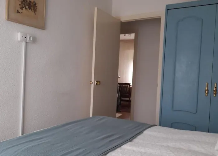 Apartamento Amplio Piso Muy Luminoso Y Con Vistas Laredo